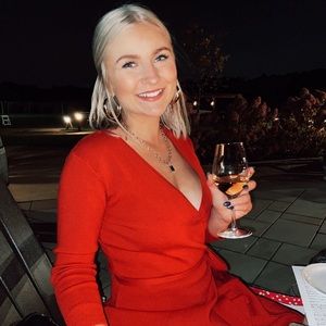 Meet your Posher, Paige